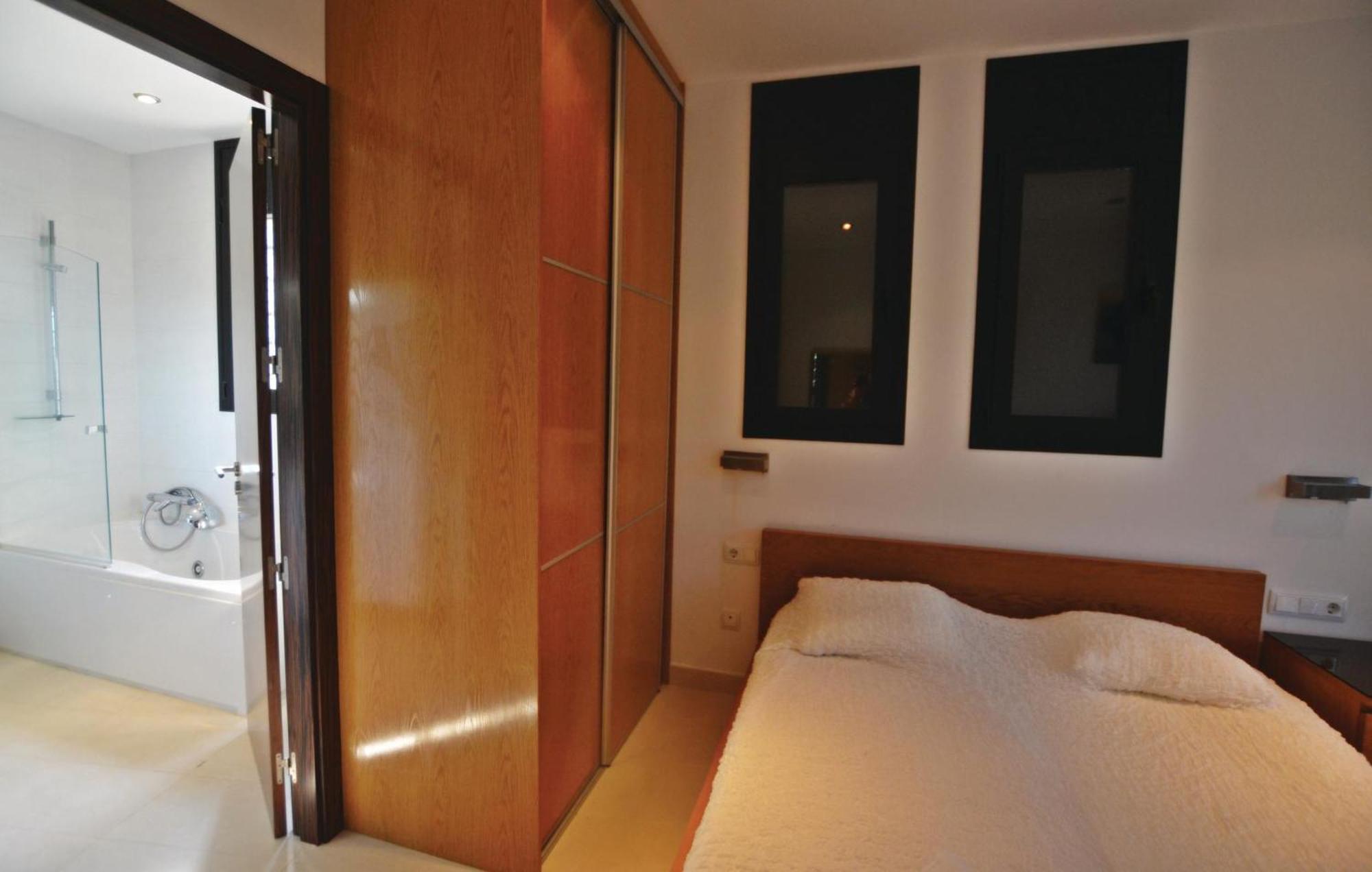 Nice Home In Santa Susanna With House Sea View Buitenkant foto